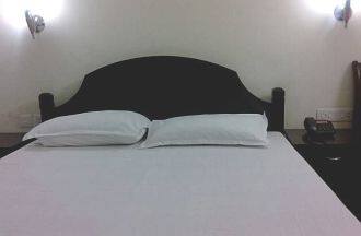 Queens Residency Hotel, Kochi 3